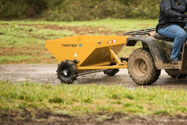 Compact Manure Spreader - Image 5